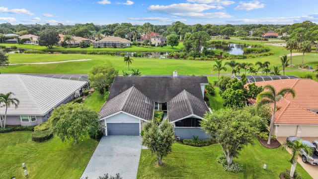 1282 SW BENT PINE Cove, sold in ZIP 34986, Port St Lucie, FL