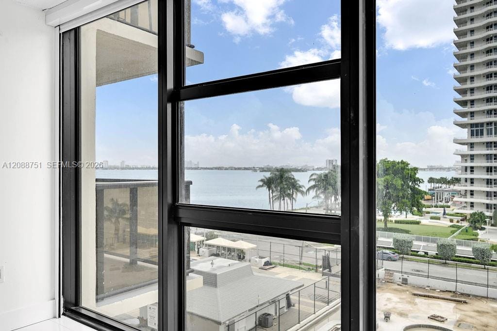 600 NE 36th Street 508, Miami, FL 33137 photo 23