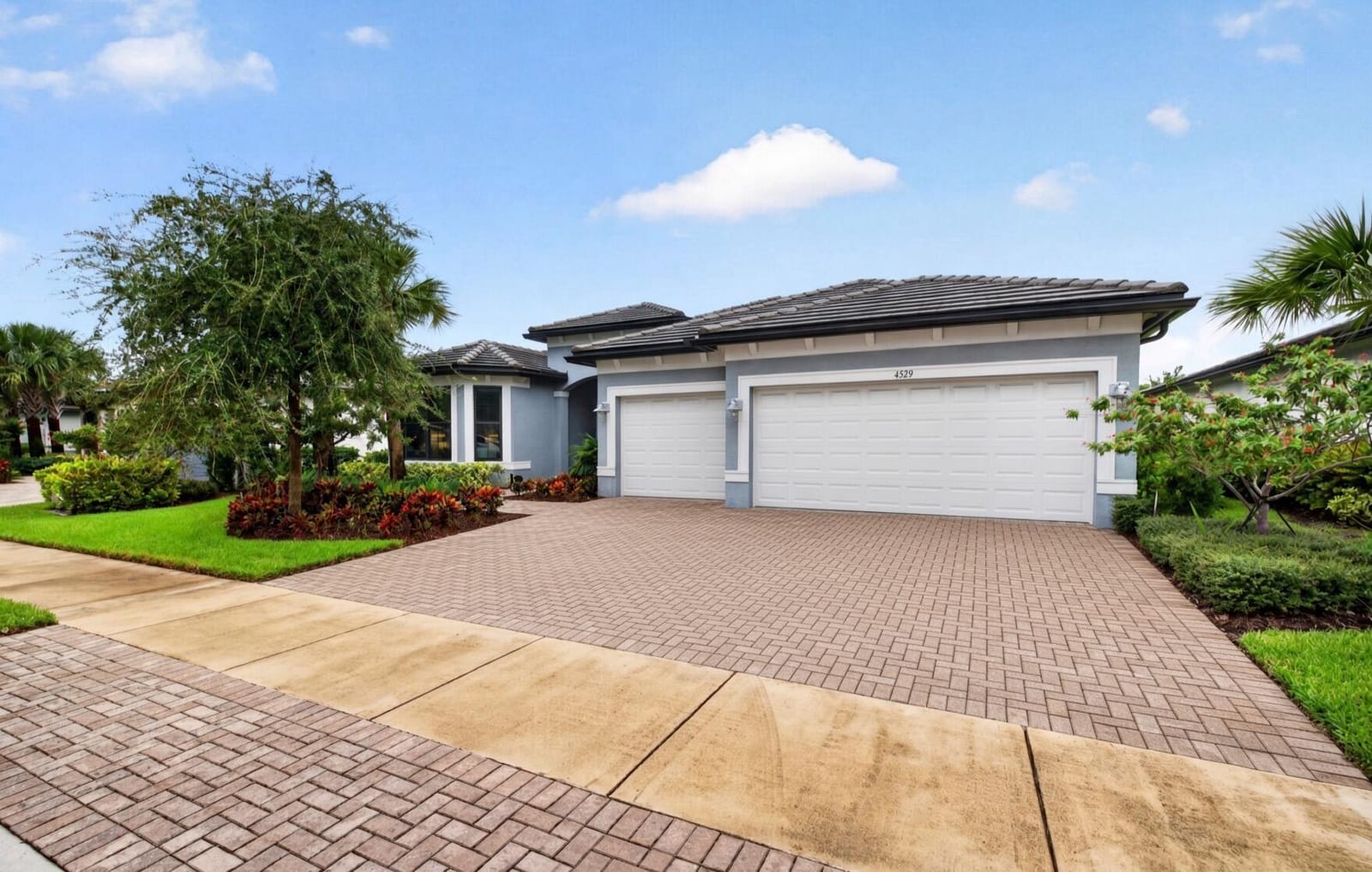4529 Pinehurst Trail W, Oakland Park, FL 33309 photo 7