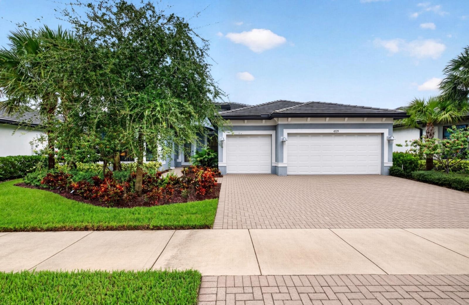 4529 Pinehurst Trail W, Oakland Park, FL 33309 photo 9