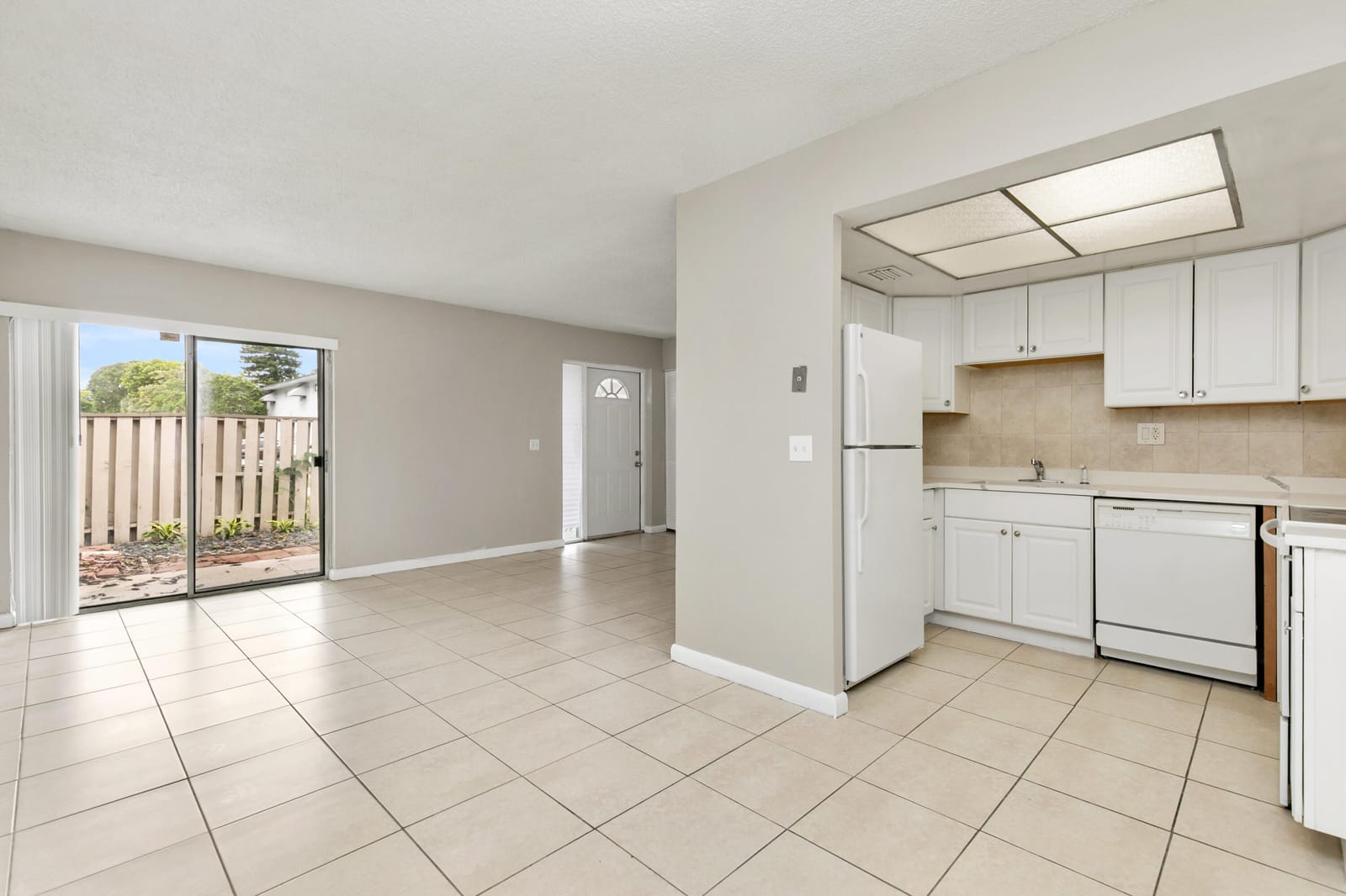 2130 NW 58TH Avenue 25-C, Lauderhill, FL 33313 photo 8