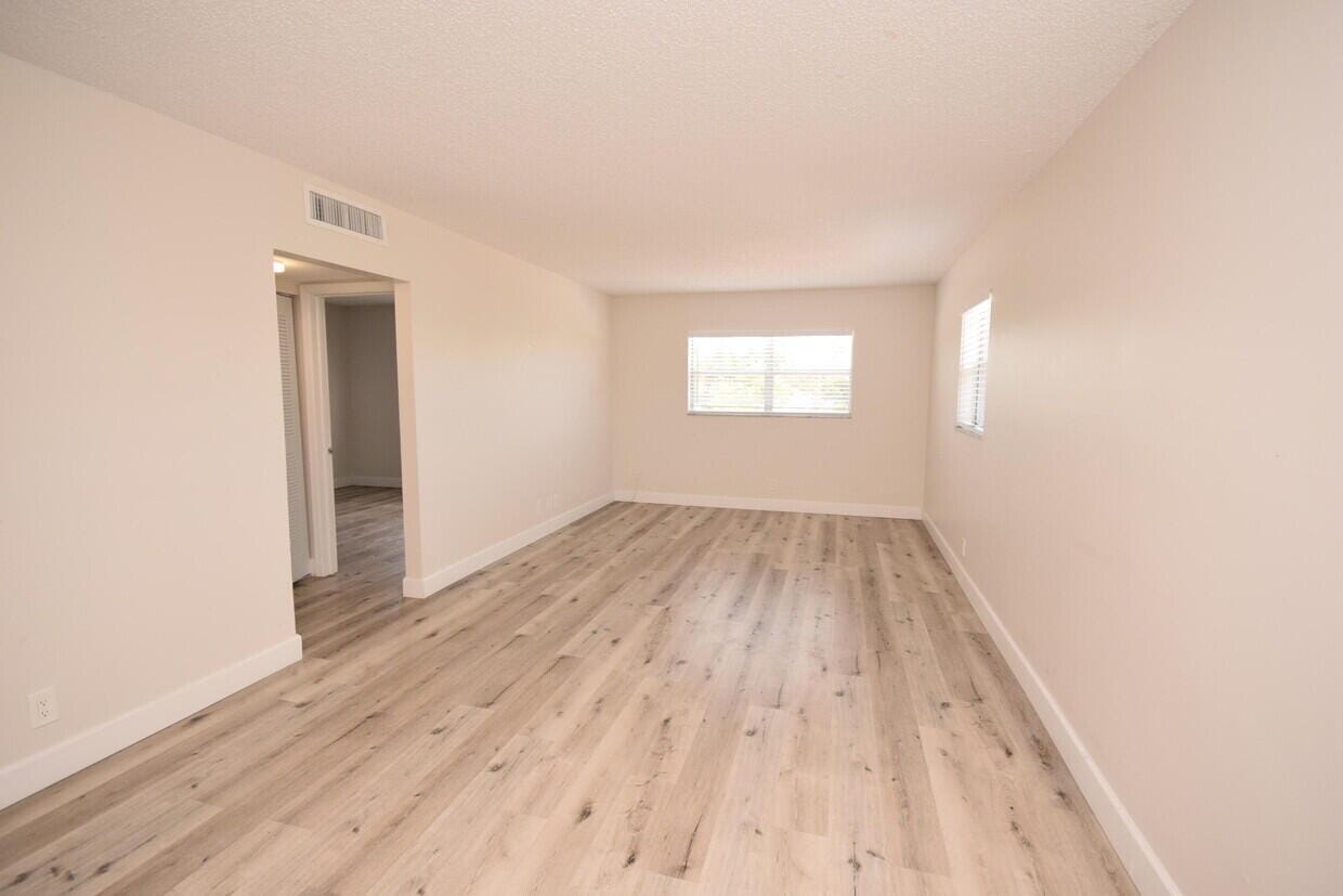 500 SW 2nd Avenue 2190 — photo 2