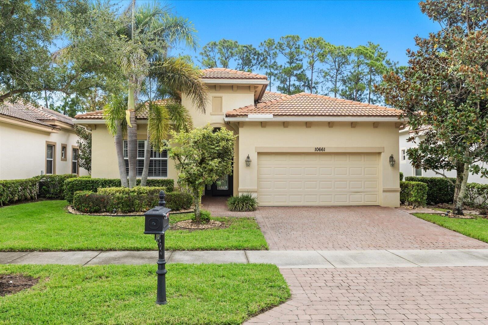 10661 SW Visconti Way, Port St. Lucie, FL 34986