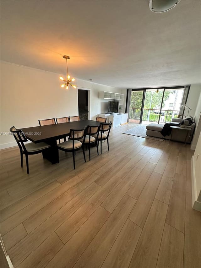 55 Ocean Lane Drive 2028, Key Biscayne, FL 33149