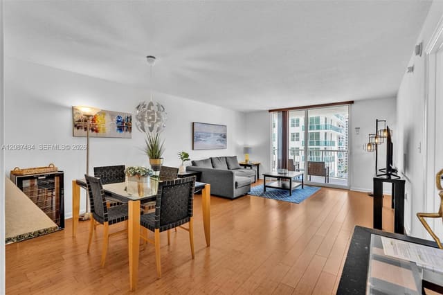 1200 Brickell Bay Drive 2119, The Club At Brickell Bay, Miami, FL
