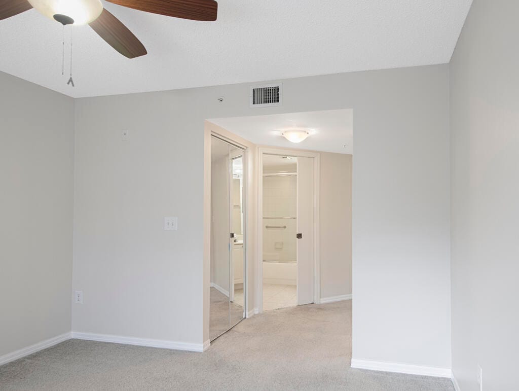 500 CRESTWOOD Court N 506 — photo 8