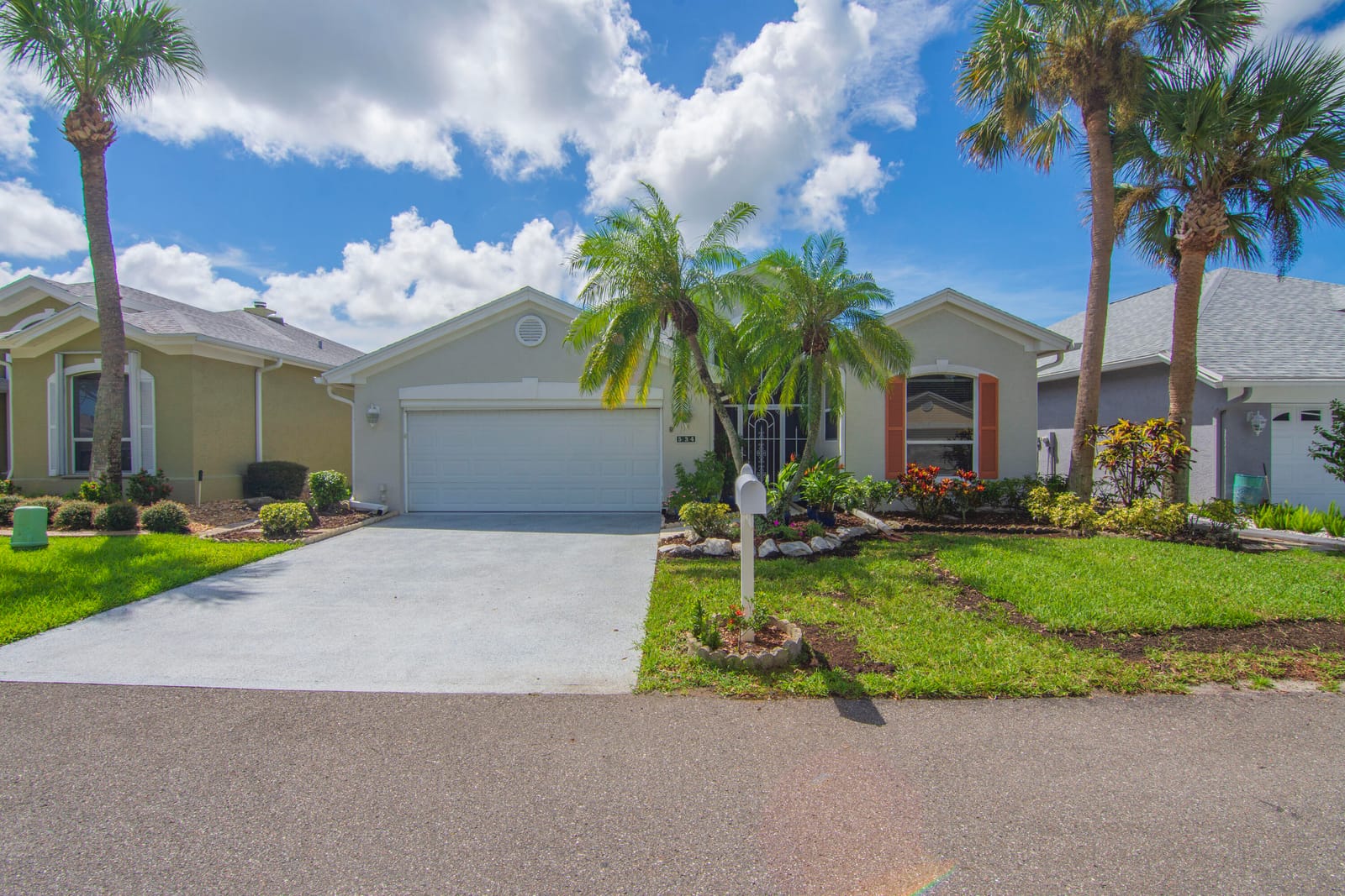 534 NW LAMBRUSCO Drive — photo 2