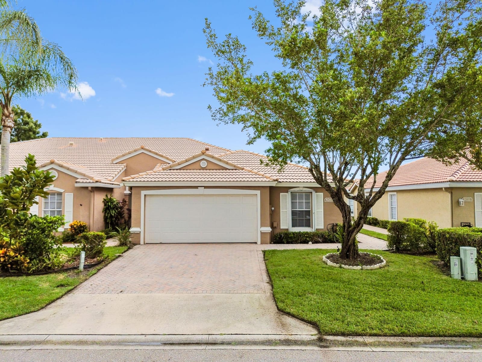 8260 Fresh Creek, West Palm Beach, FL 33411 photo 2