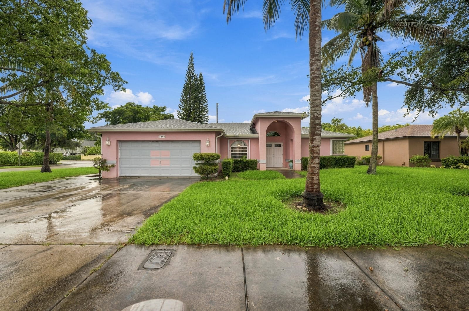 3243 NW 43RD Place, Oakland Park, FL 33309 photo 4
