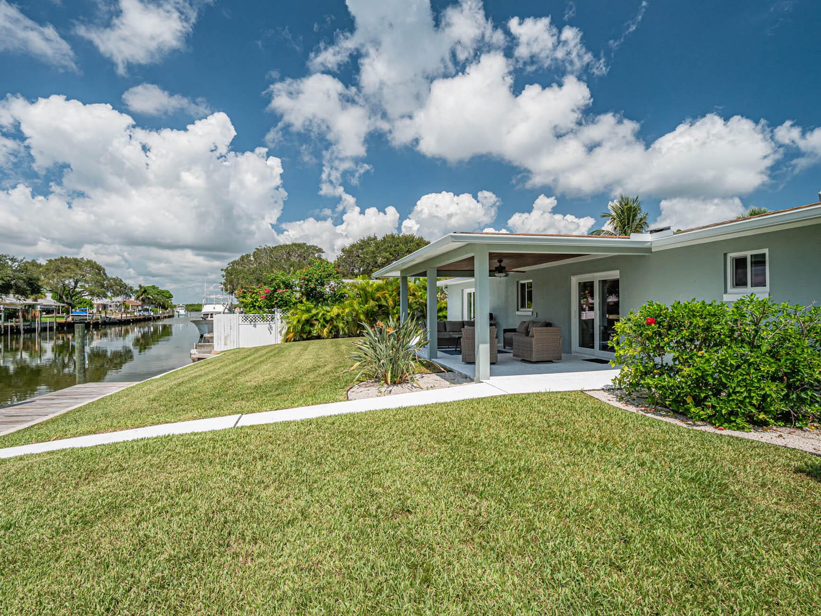 255 MARINA Drive, Fort Pierce, FL 34949 photo 27