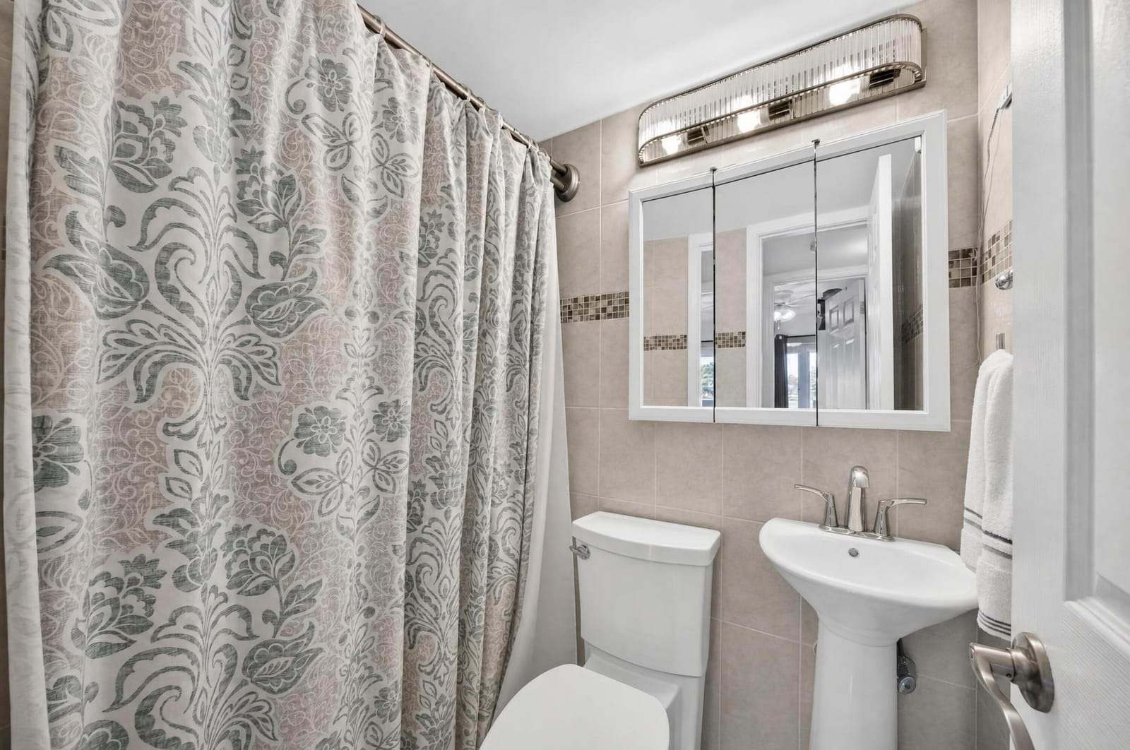 2079 Cambridge D 2079, Deerfield Beach, FL 33442 photo 19