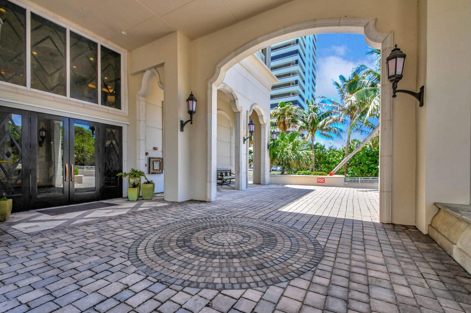 5310 N OCEAN Drive 301, Singer Island, FL 33404 photo 2