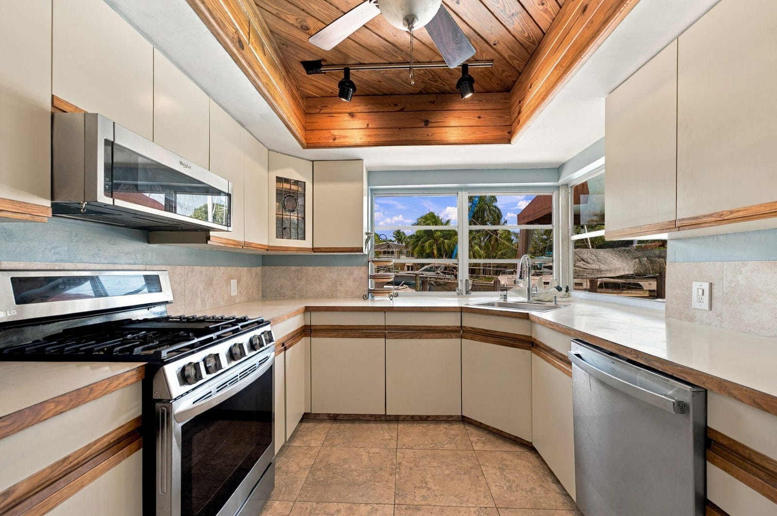 1709 W LAS OLAS Boulevard, Fort Lauderdale, FL 33312 photo 14
