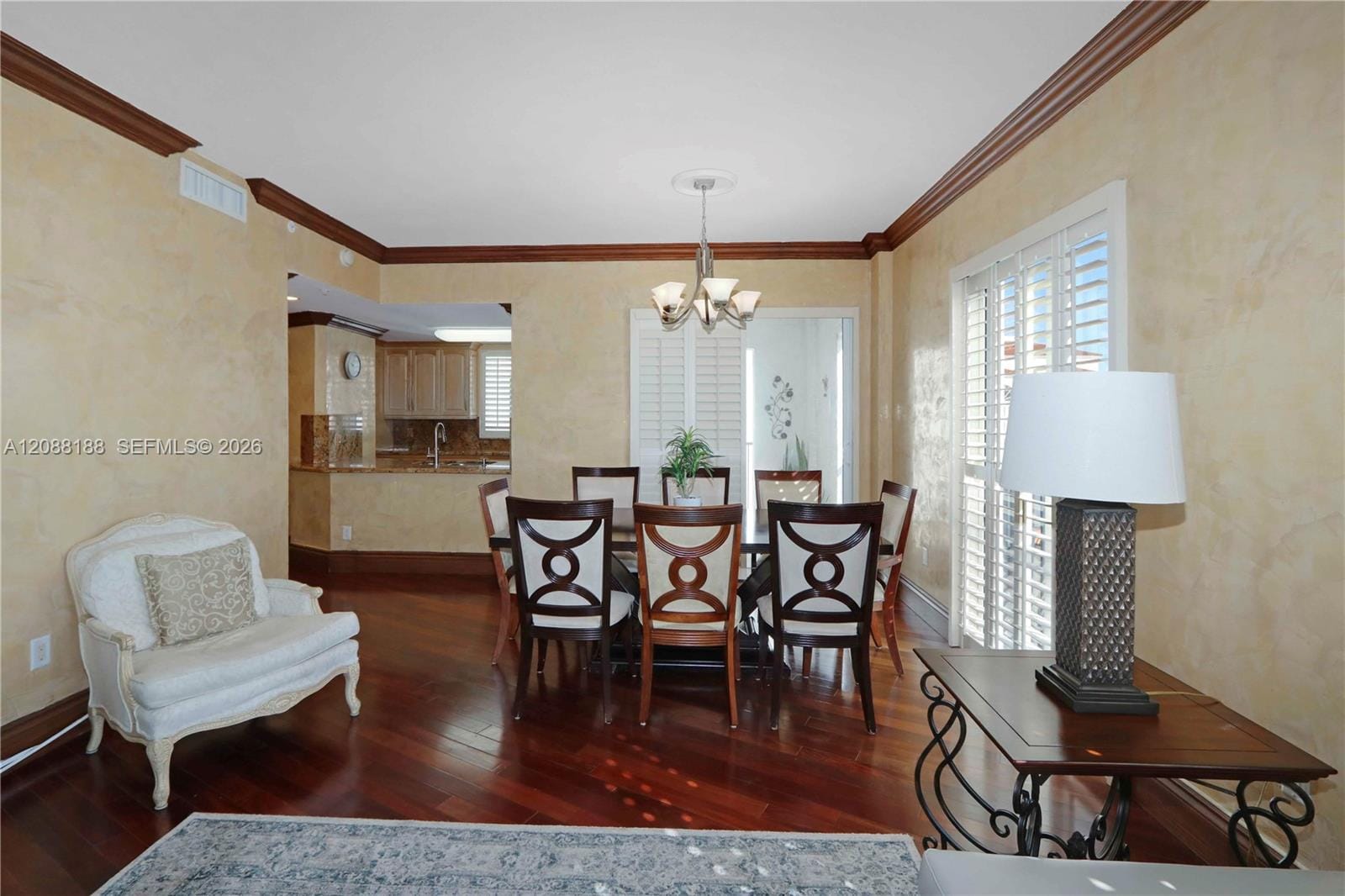 10 Aragon Avenue 1216 — photo 11