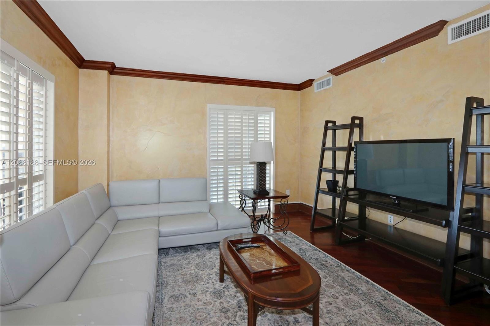 10 Aragon Avenue 1216 — photo 12