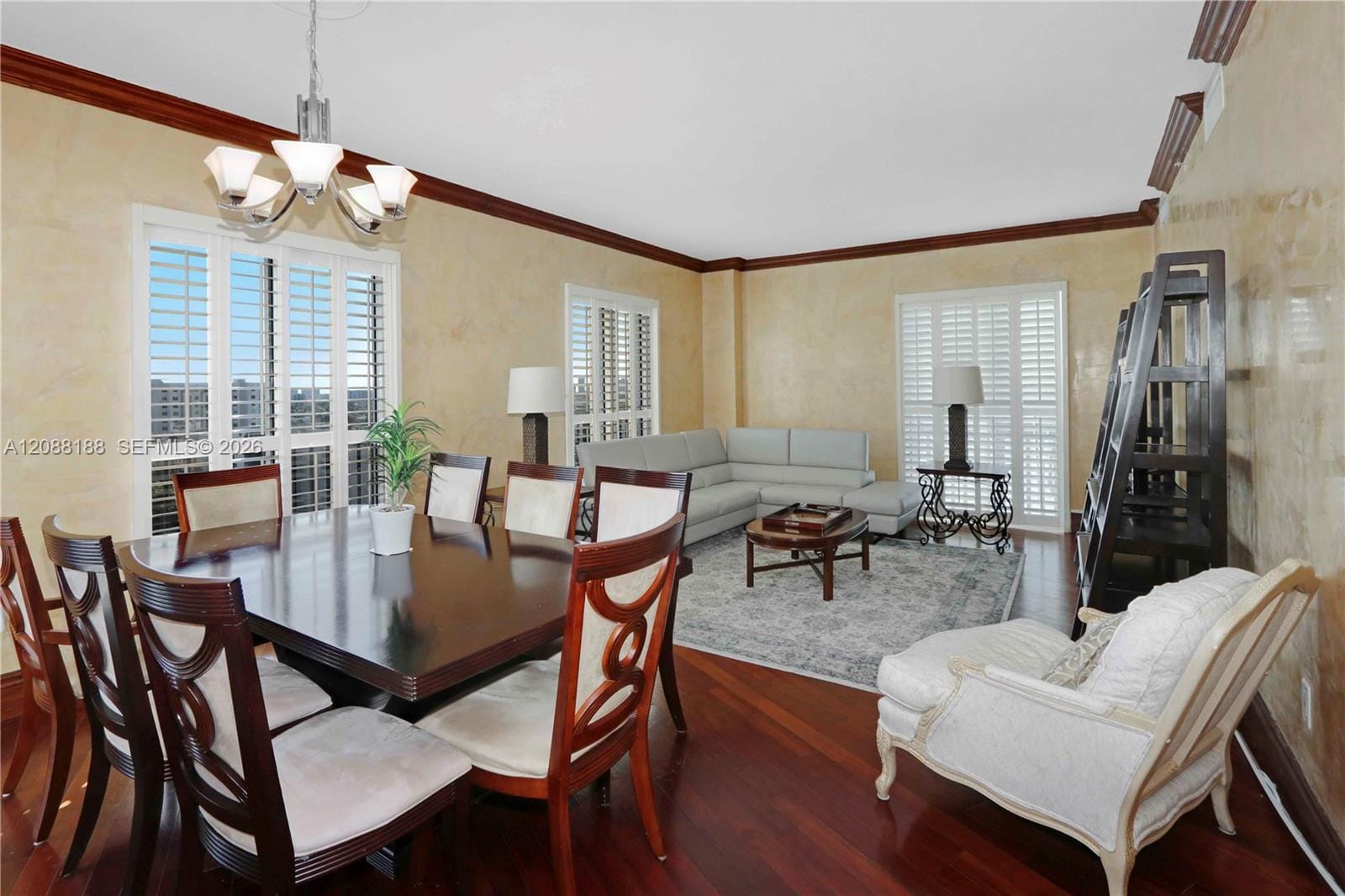 10 Aragon Avenue 1216 — photo 7