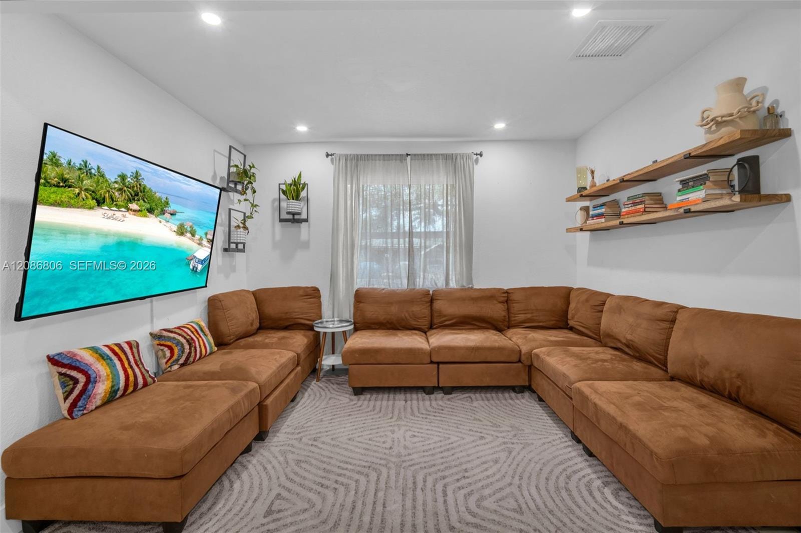 2395 NE 184th Terrace, North Miami Beach, FL 33160 photo 14