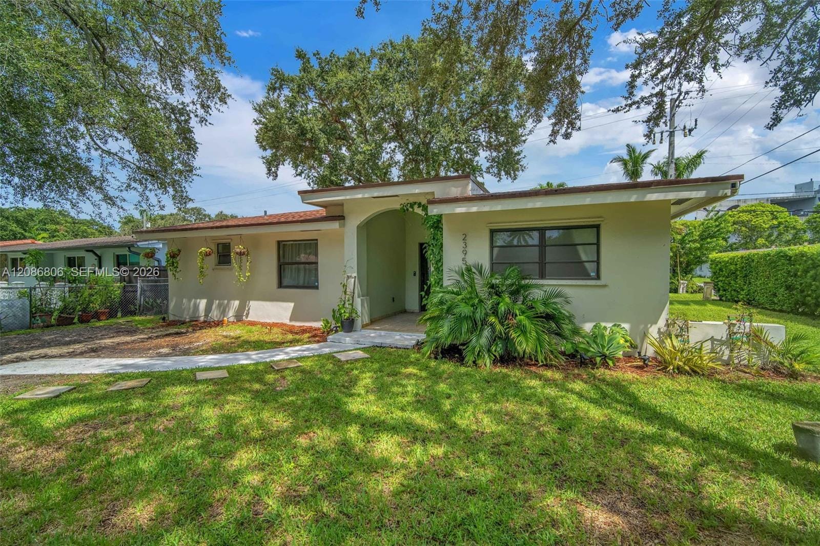 2395 NE 184th Terrace, North Miami Beach, FL 33160 photo 29