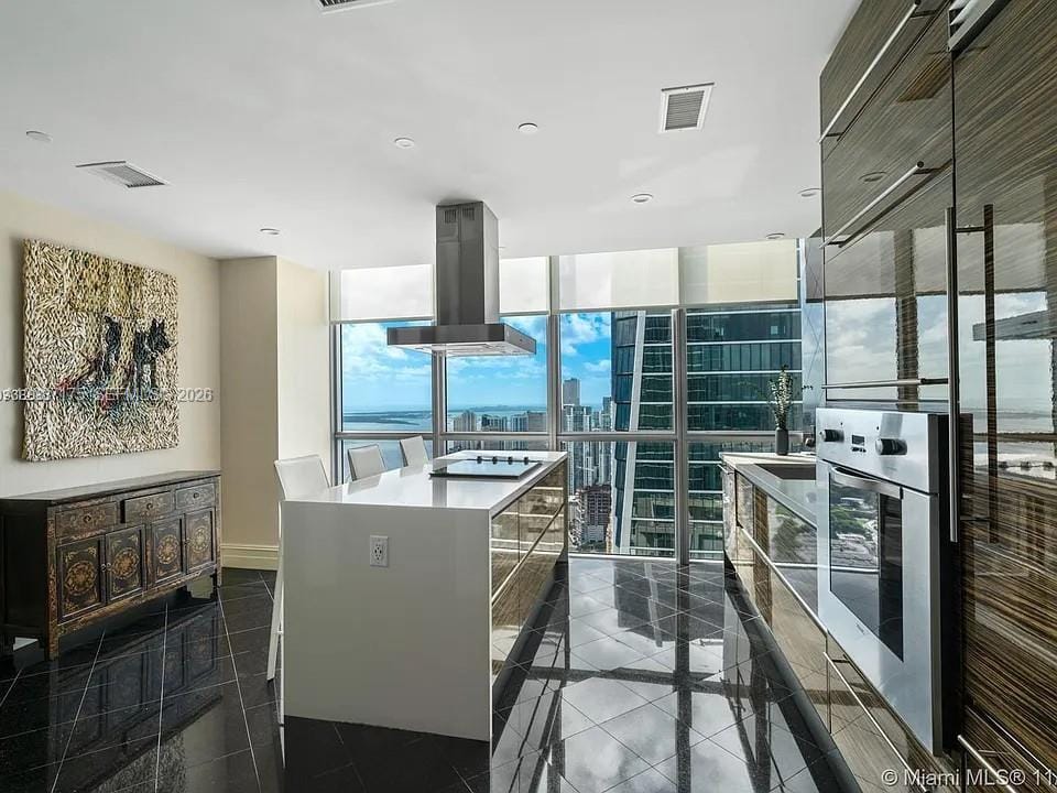 1100 Biscayne Boulevard 5801, Miami, FL 33132 photo 15