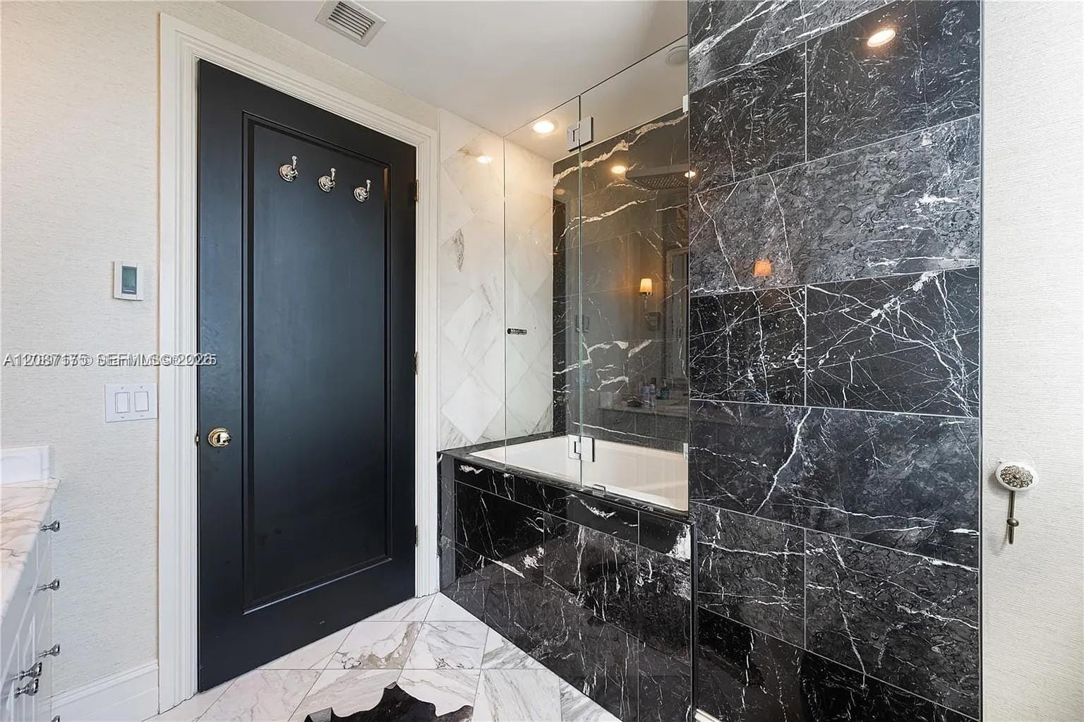 1100 Biscayne Boulevard 5801, Miami, FL 33132 photo 22