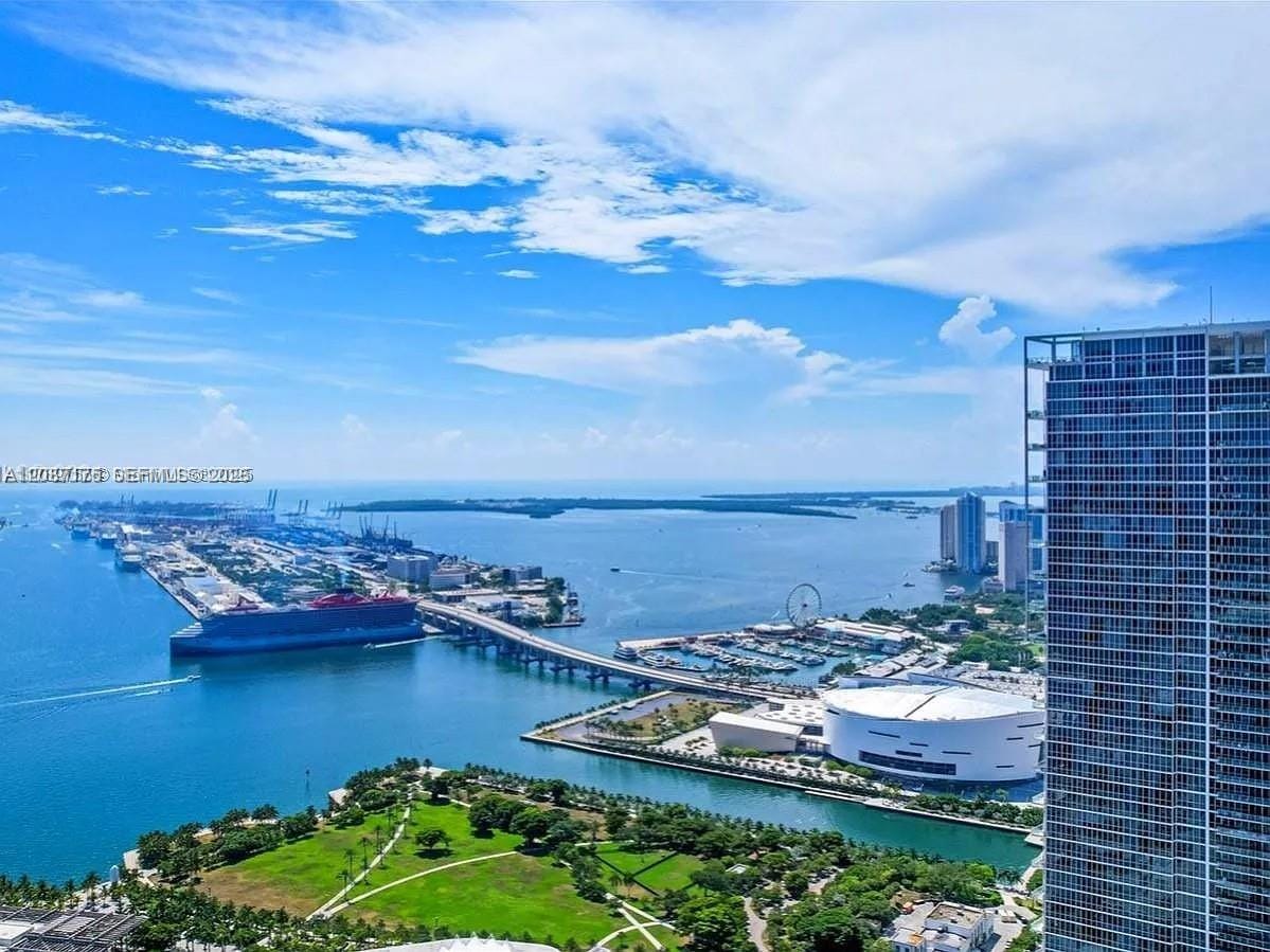 1100 Biscayne Boulevard 5801, Miami, FL 33132 photo 7