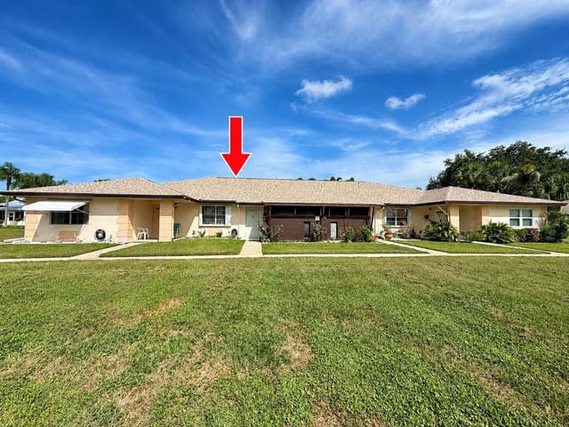 5832 SUMMERFIELD Court 50B, Fort Pierce, FL 34982
