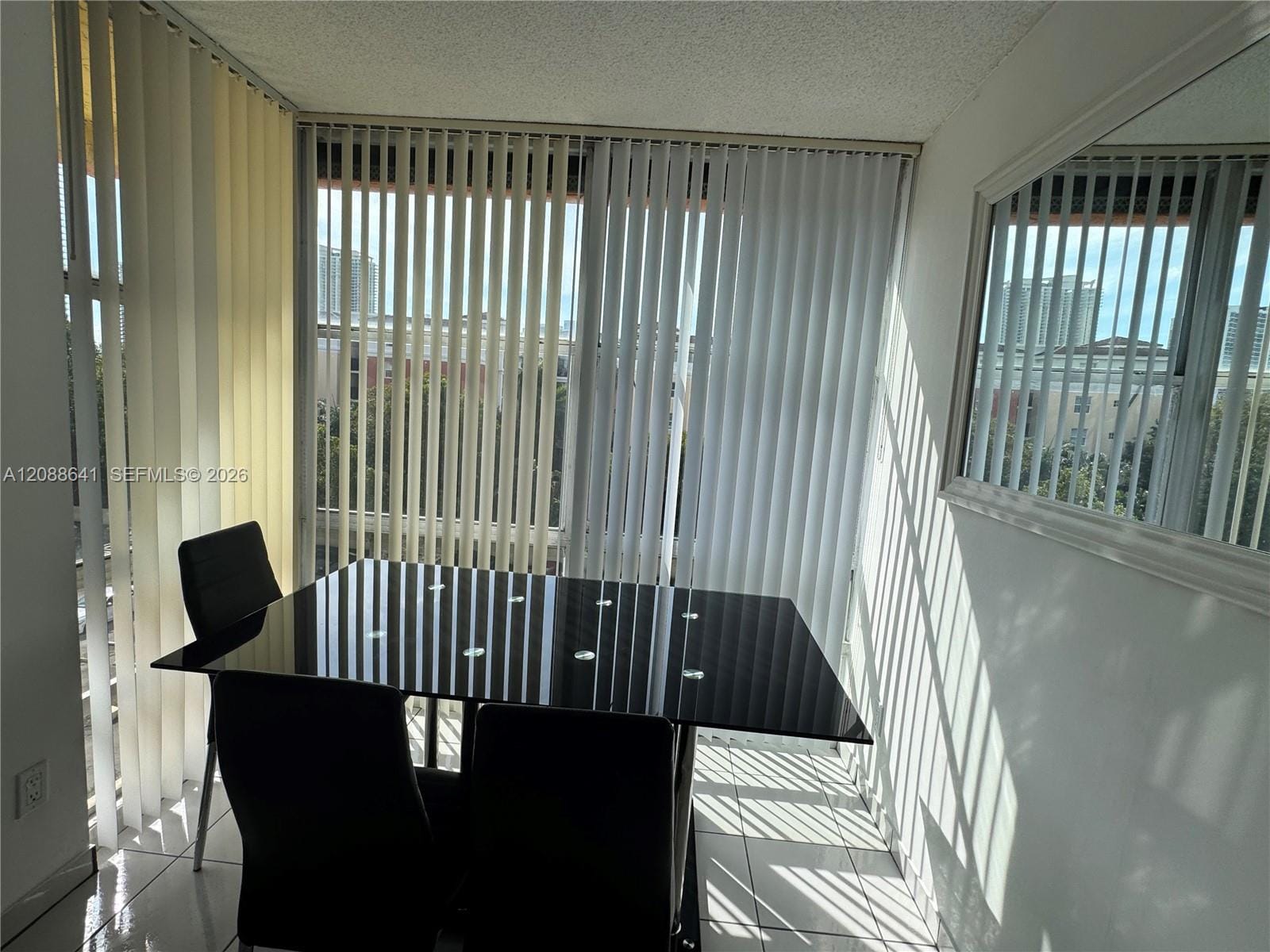 200 172nd Street 522, Sunny Isles Beach, FL 33160 photo 4
