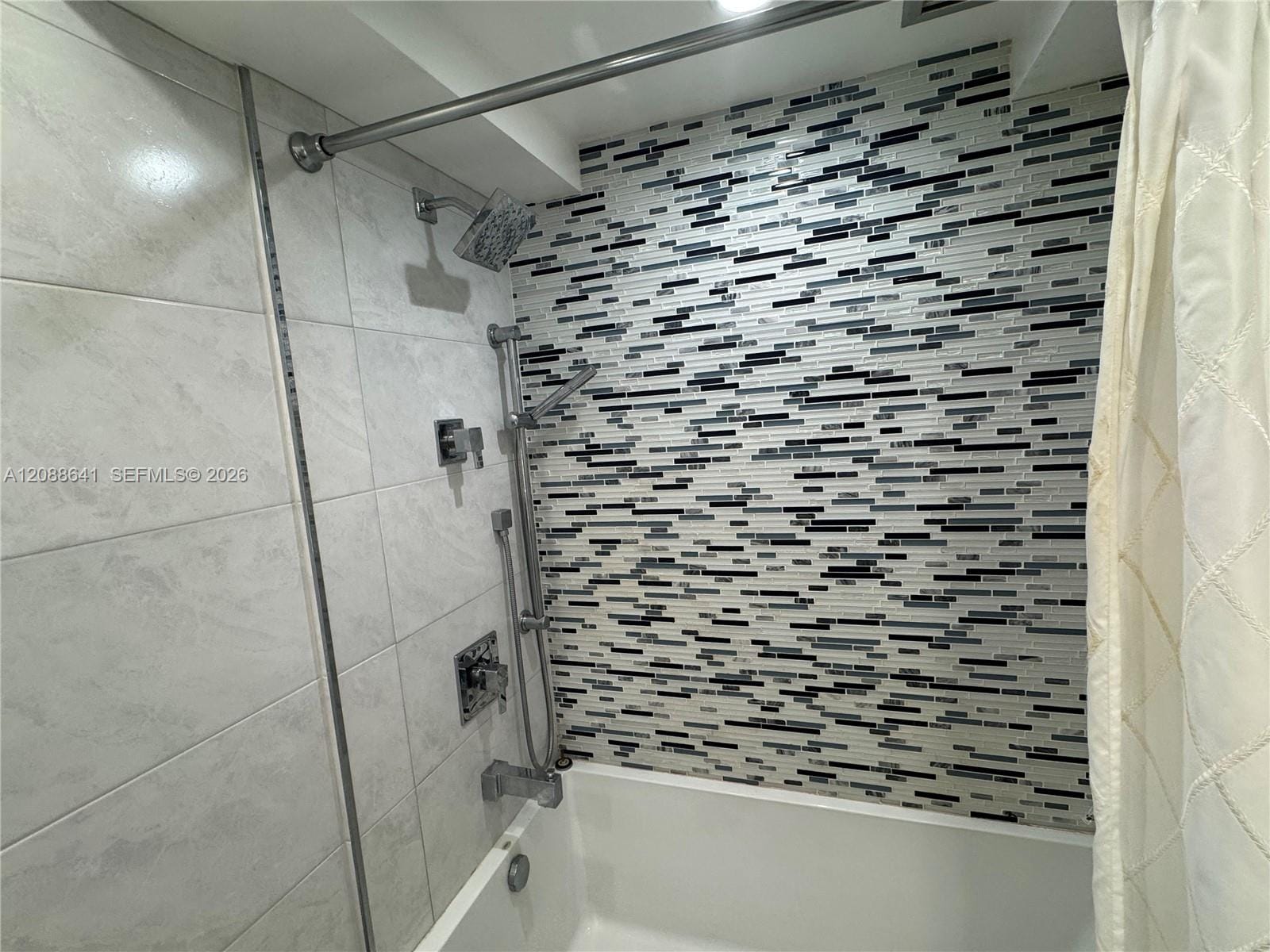 200 172nd Street 522, Sunny Isles Beach, FL 33160 photo 8