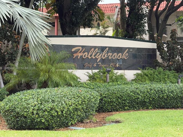 400 S Hollybrook Drive 306, Pembroke Pines, FL 33025