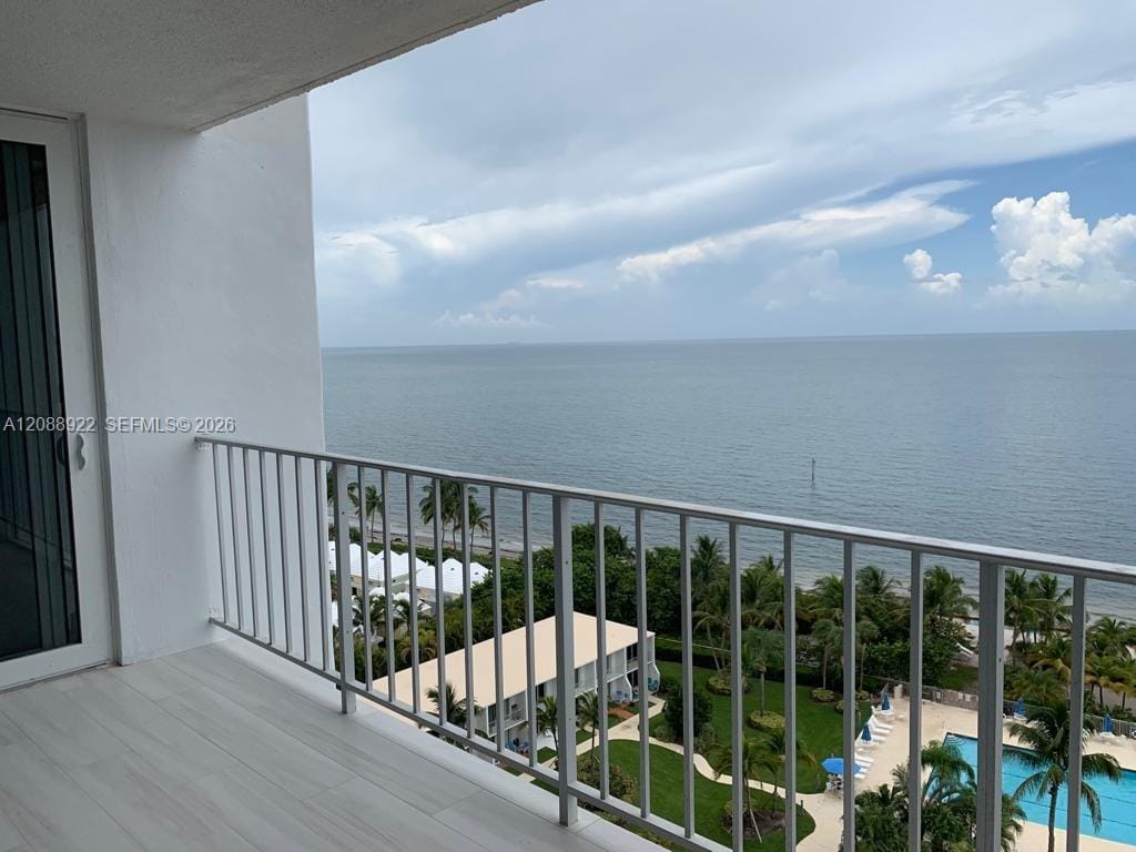 881 Ocean Drive 12C, Key Biscayne, FL 33149 photo 2