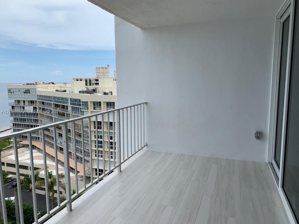 881 Ocean Drive 12C, Key Biscayne, FL 33149 photo 3