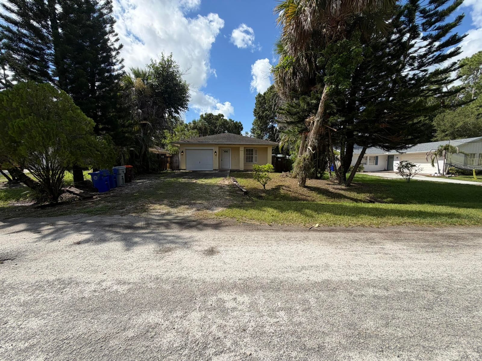 6055 7TH Place, Vero Beach, FL 32968 photo 2