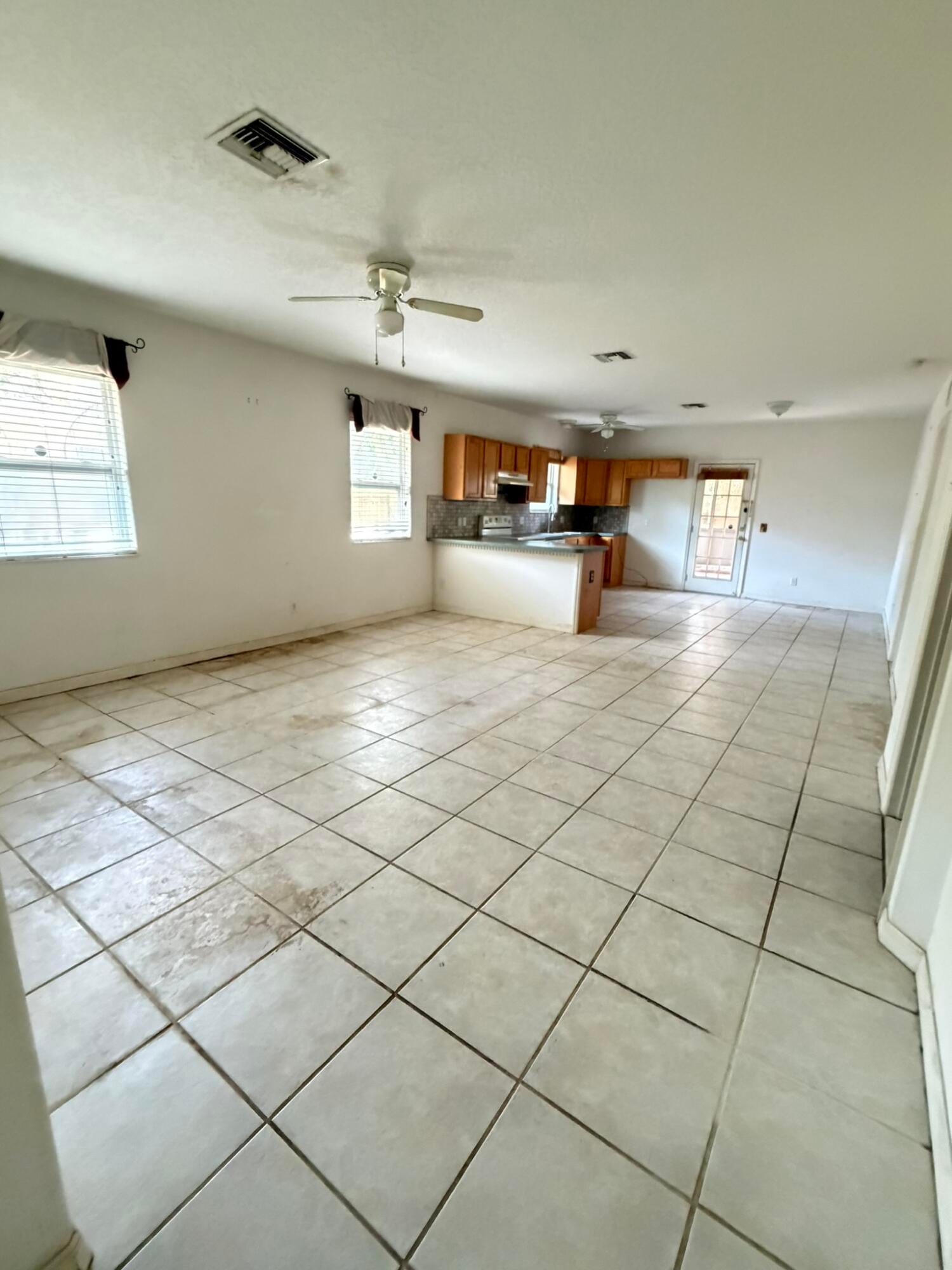 6055 7TH Place, Vero Beach, FL 32968 photo 4