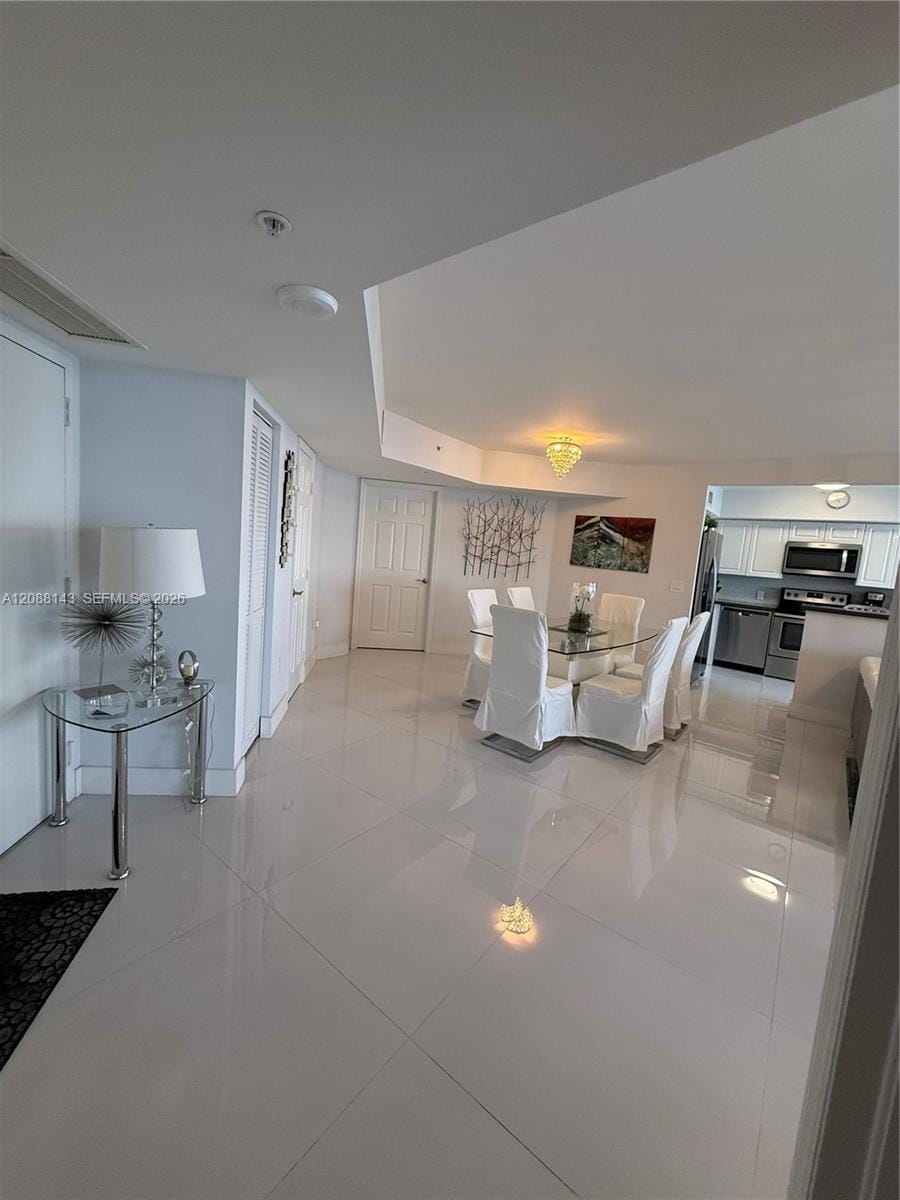 6301 Collins Avenue 2108 — photo 9
