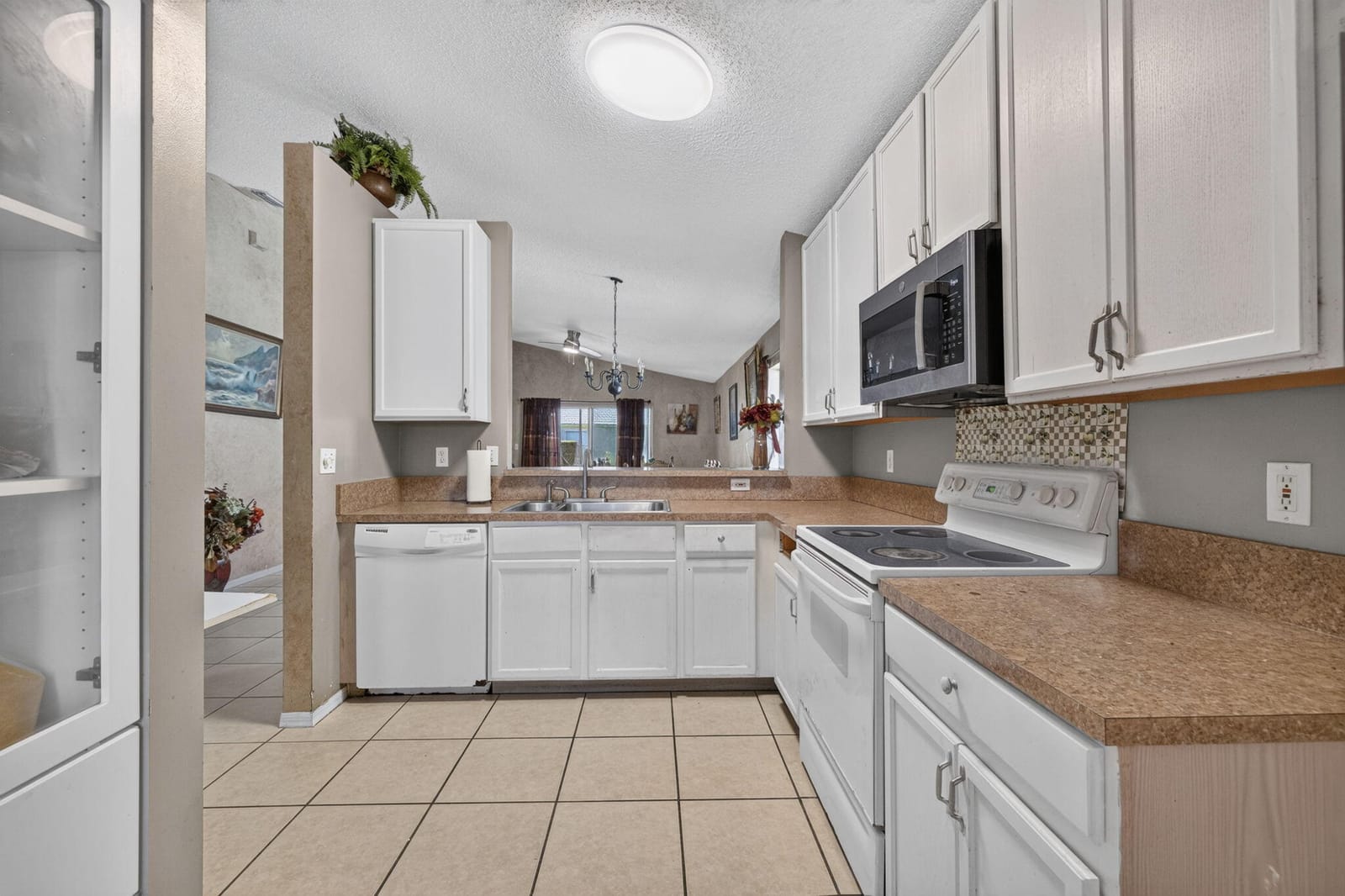 628 Stanford Lane, Port St. Lucie, FL 34983 photo 9