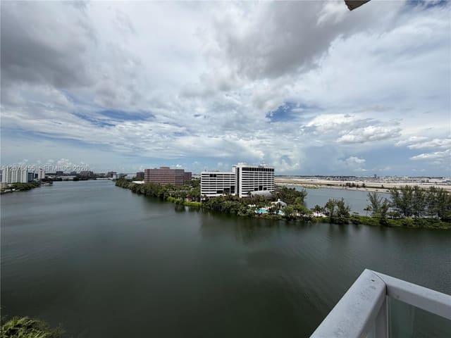 5077 NW 7th Street 1202, Blue Lagoon, Miami, FL