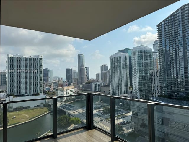 88 SW 7th Street 1711, Miami, FL 33130