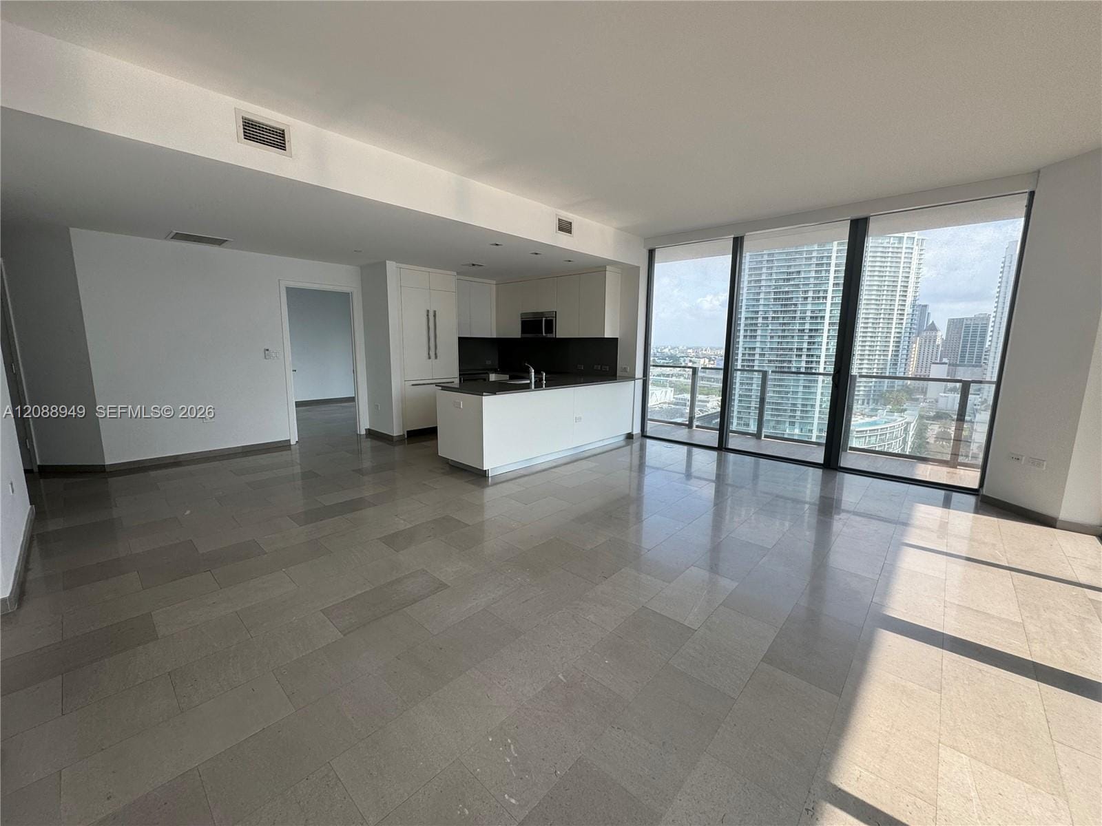88 SW 7th Street 1711, Miami, FL 33130 photo 18