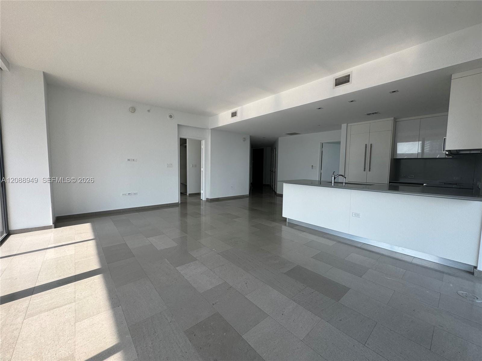 88 SW 7th Street 1711, Miami, FL 33130 photo 19