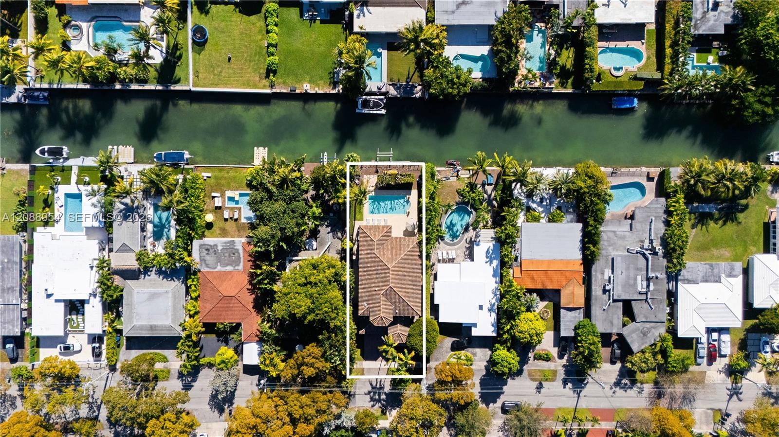 1490 Cleveland Road, Miami Beach, FL 33141 photo 9