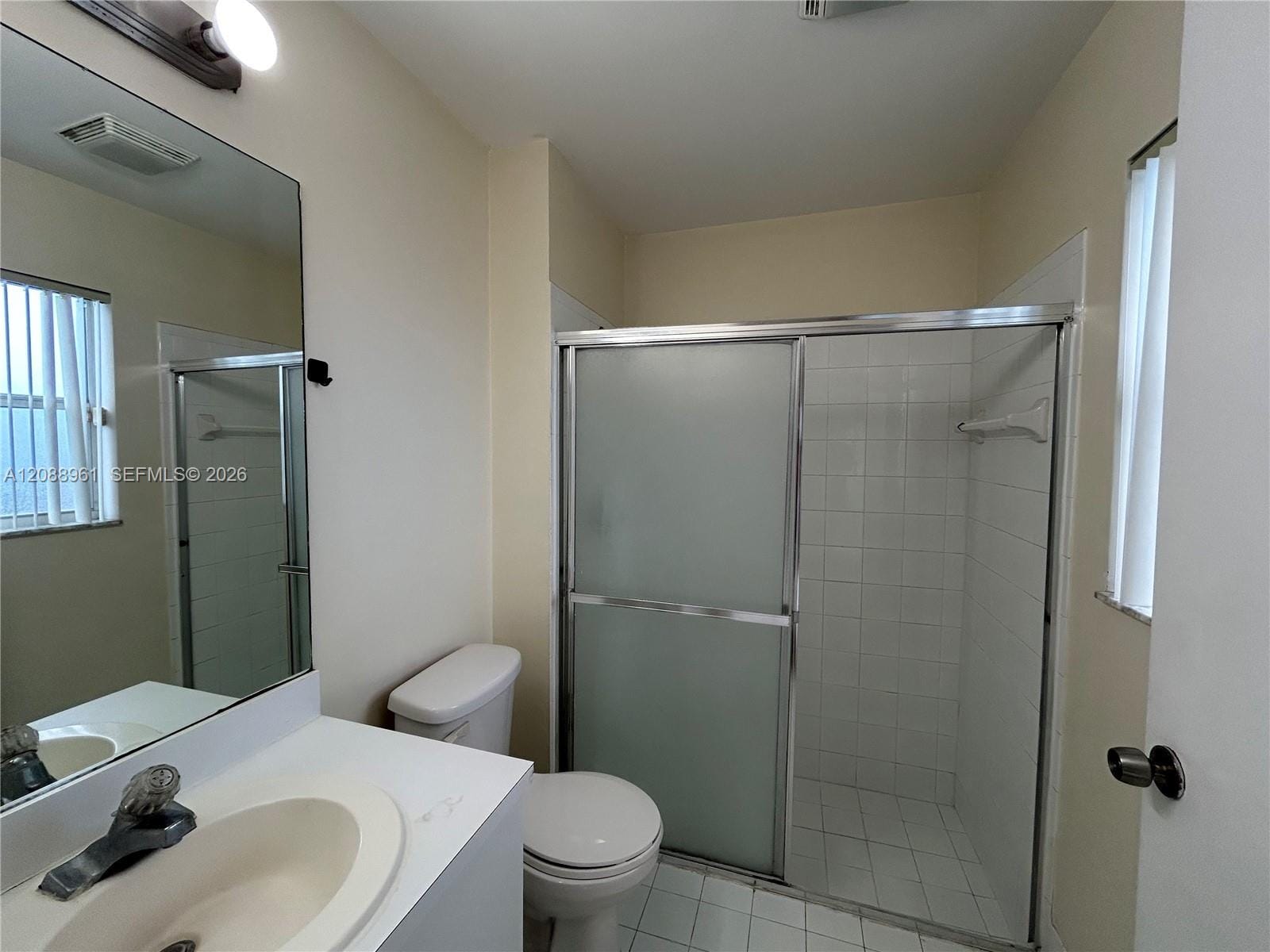 910 E Cypress Way E, Palm Springs, FL 33406 photo 16