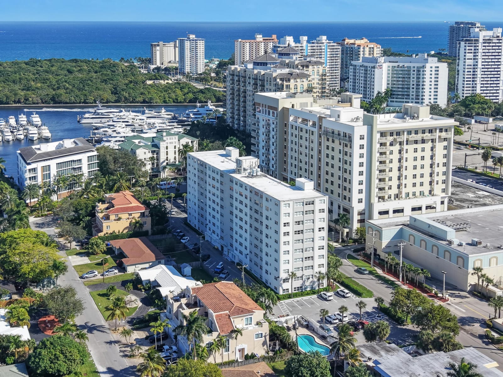 2555 NE 11th Street 804, Fort Lauderdale, FL 33304 photo 1