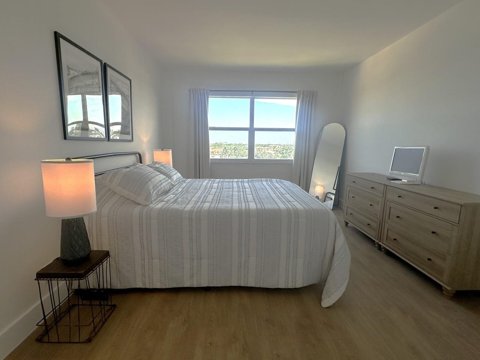 2555 NE 11th Street 804, Fort Lauderdale, FL 33304 photo 9