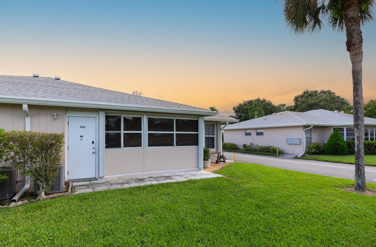 389 BENNINGTON Lane A, Lake Worth, FL 33467 photo 5