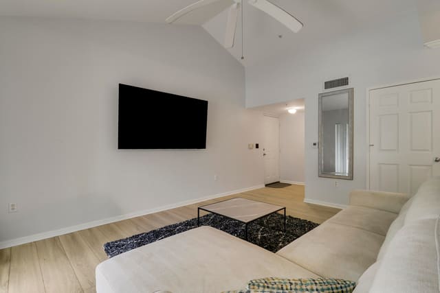 242 Village Boulevard 2212, Tequesta, FL 33469