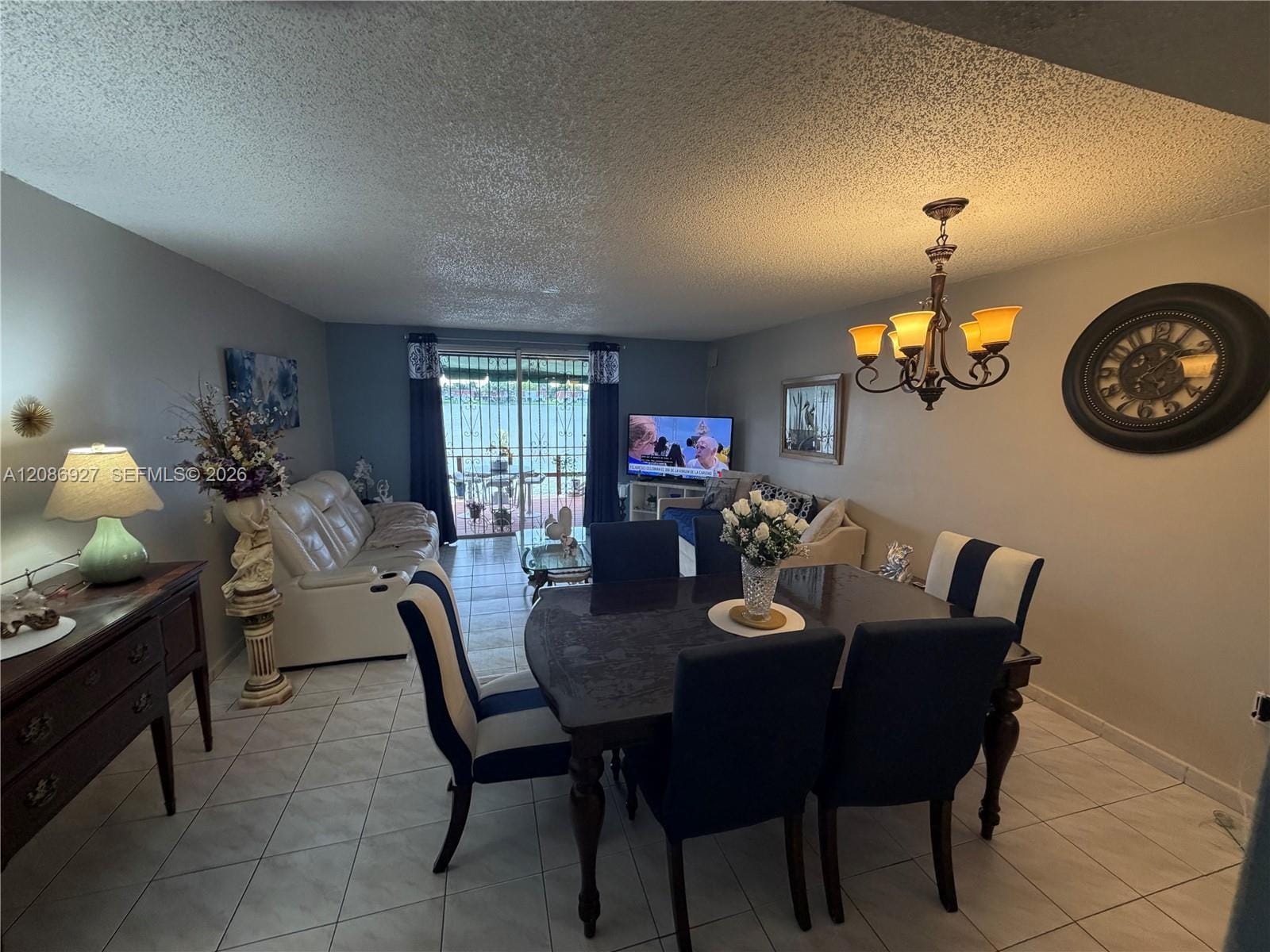 400 NW 107th Avenue 4D, Miami, FL 33172 photo 2
