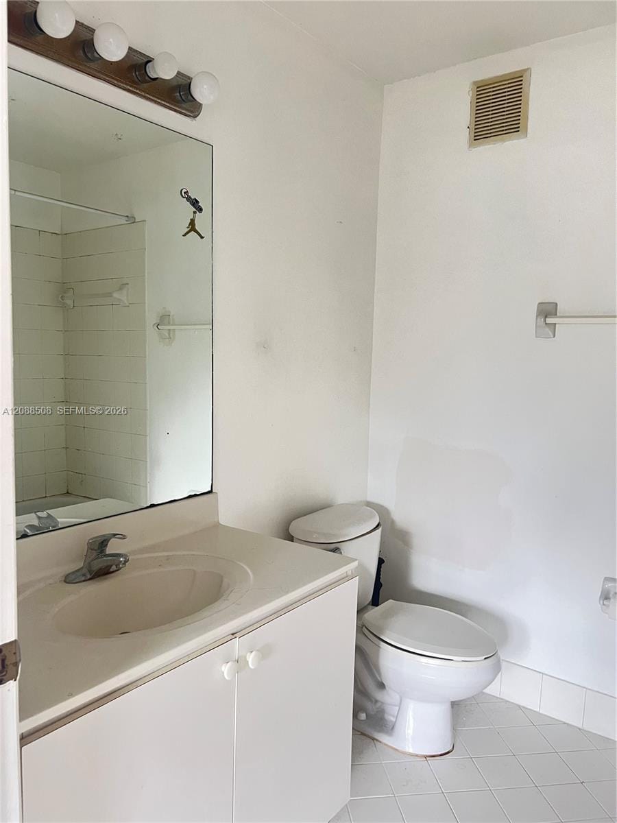 3390 NE 9th Street 201 — photo 9