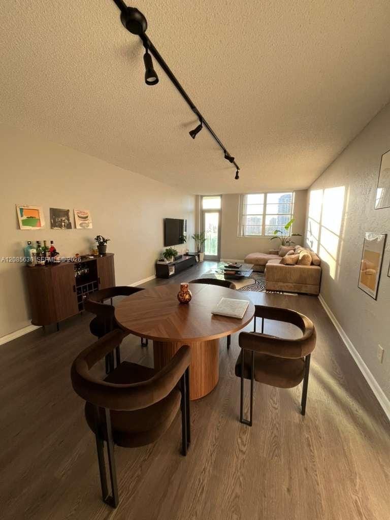 19390 Collins Avenue 1217, Sunny Isles Beach, FL 33160 photo 2
