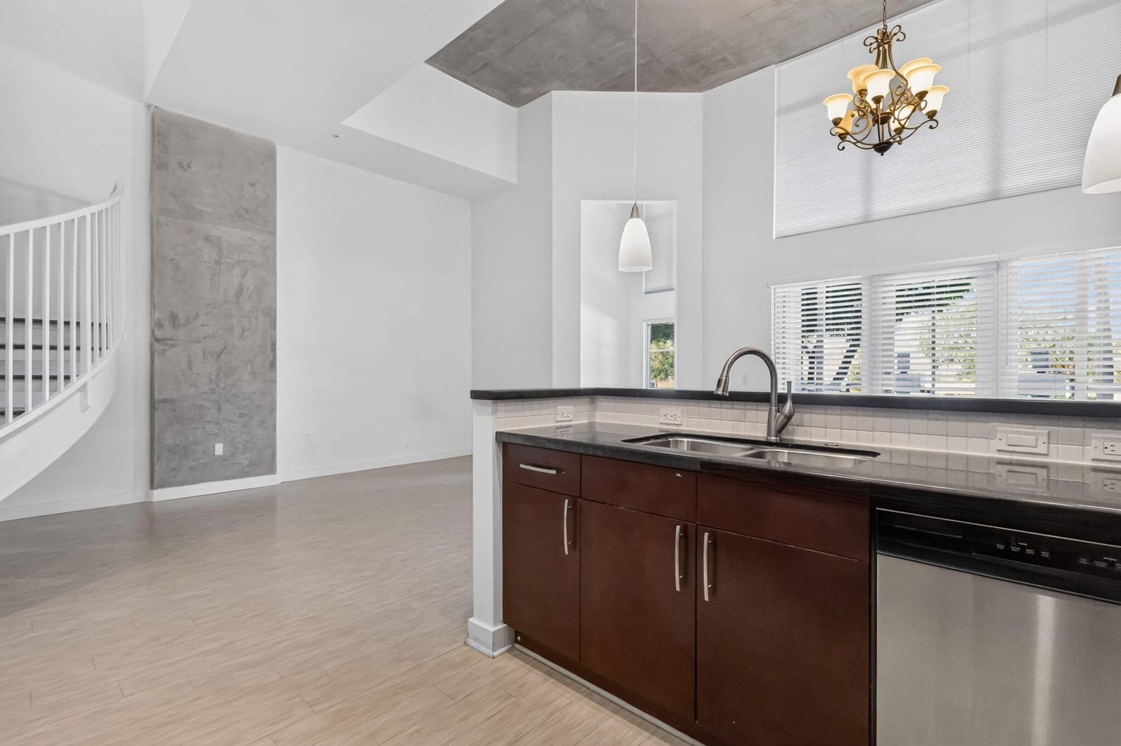 300 S Australian Avenue 128 — photo 7