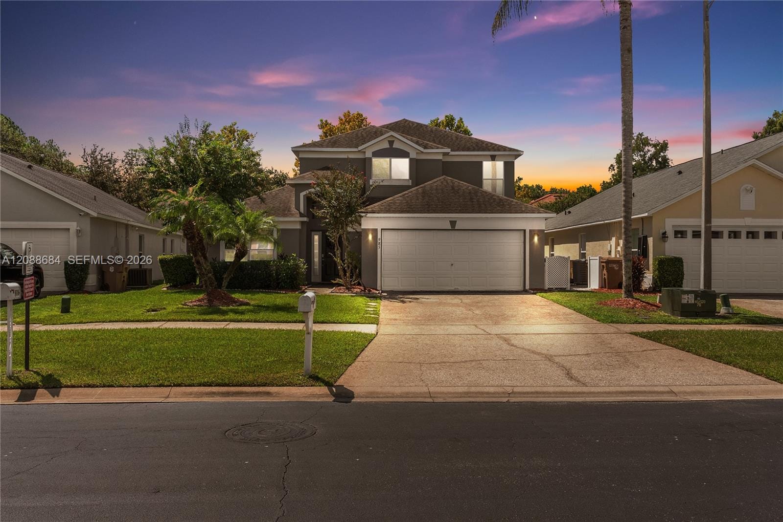 985 Lake Berkley Drive, Kissimmee, FL 34746 photo 3